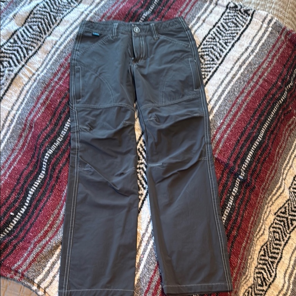 Kuhl Gray Casual Bottoms with Sturdy Construction size 7/8